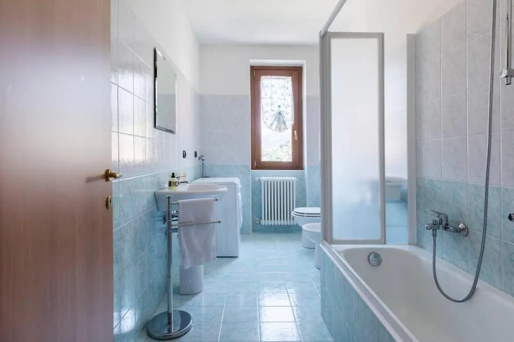 Modern Apartment With Balcony-Garage-And Pool Bellano