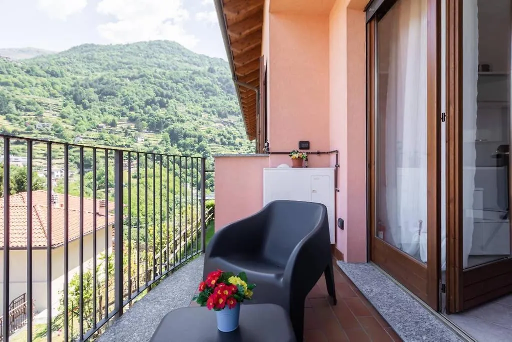 Modern Apartment With Balcony-Garage-And Pool Bellano Italy