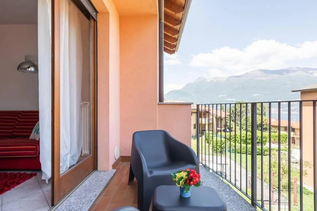 Modern Apartment With Balcony-Garage-And Pool Bellano